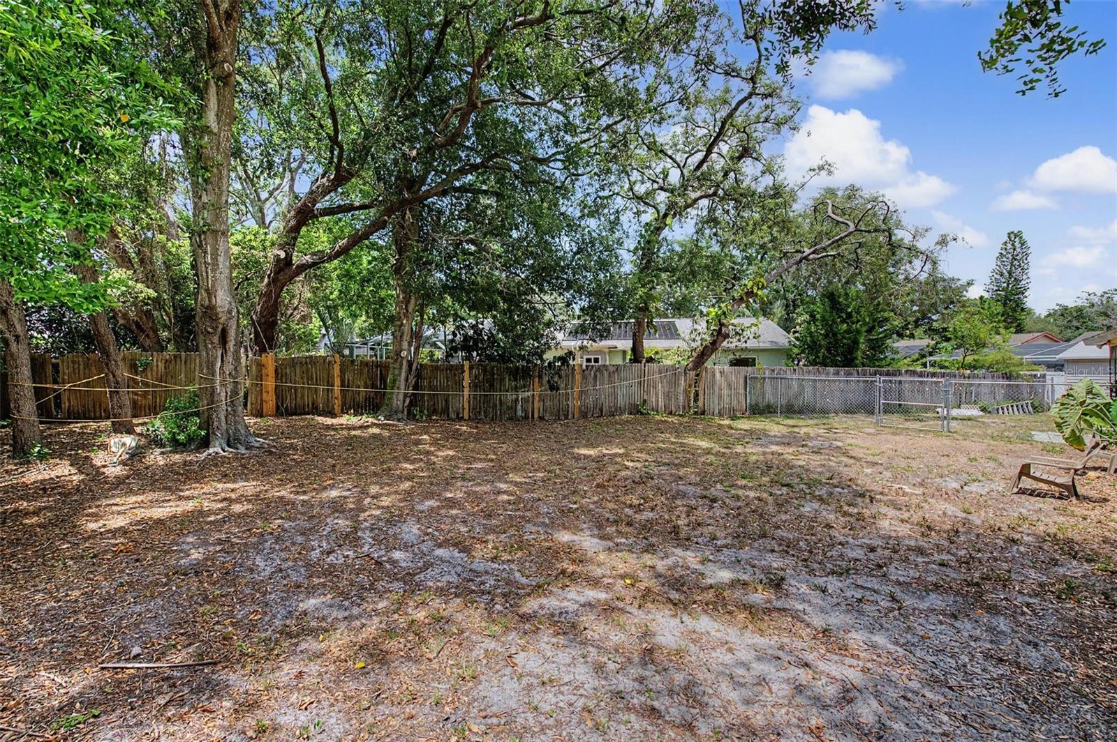 6325 Se Sarah Ln Property Photo 27