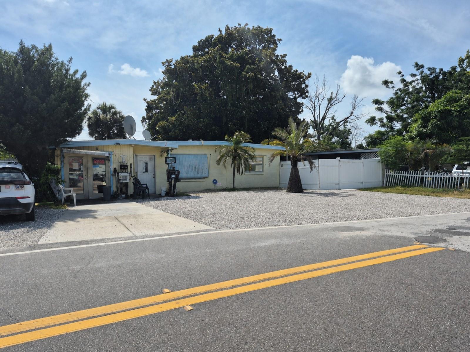 4007 Flamingo Dr Property Photo 7