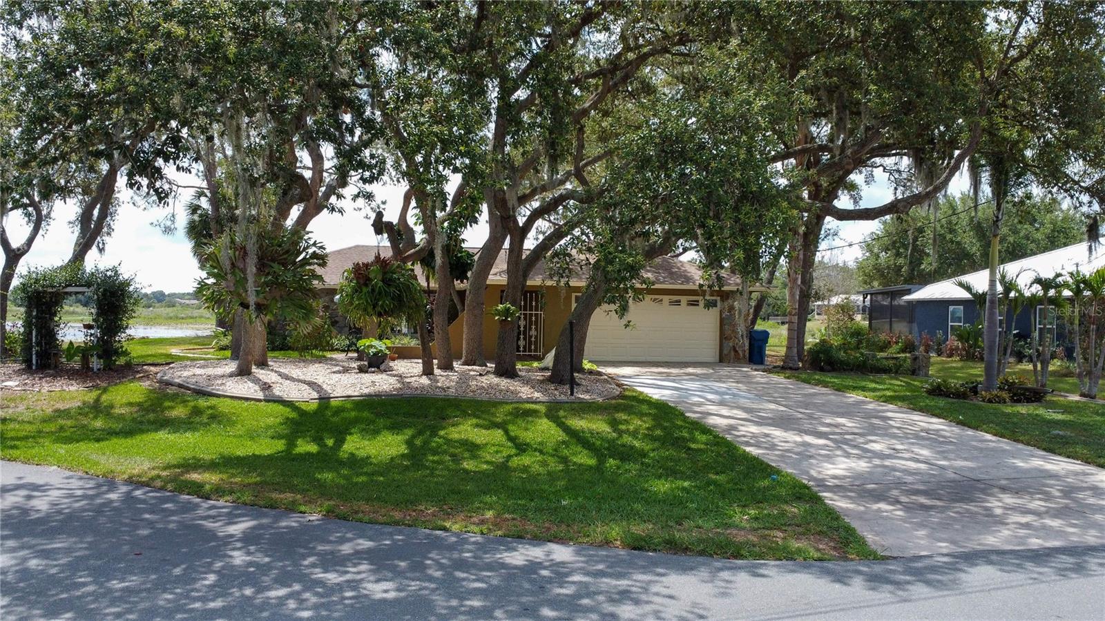268 Eastpoint Ct Property Photo