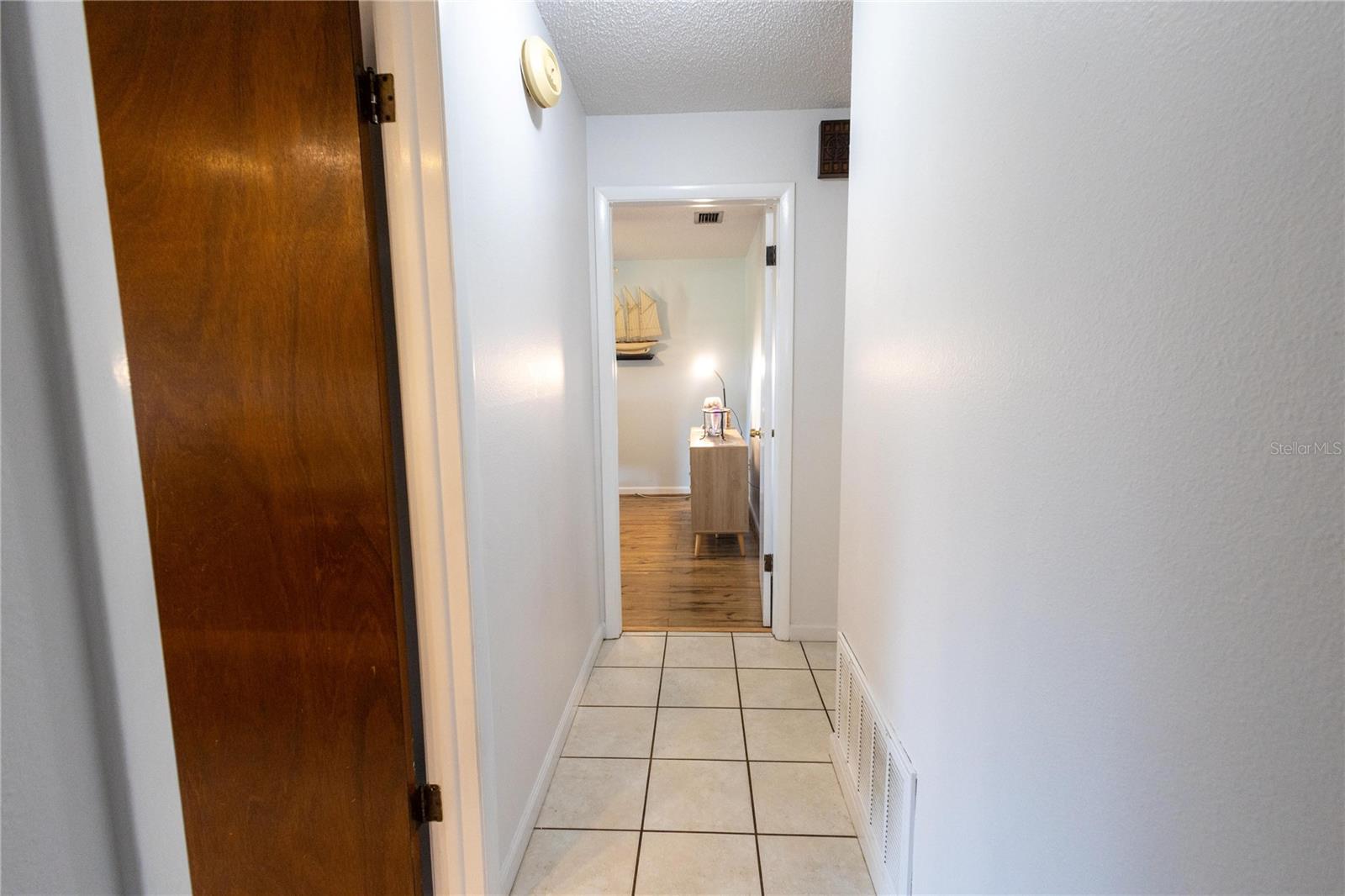 268 Eastpoint Ct Property Photo 33
