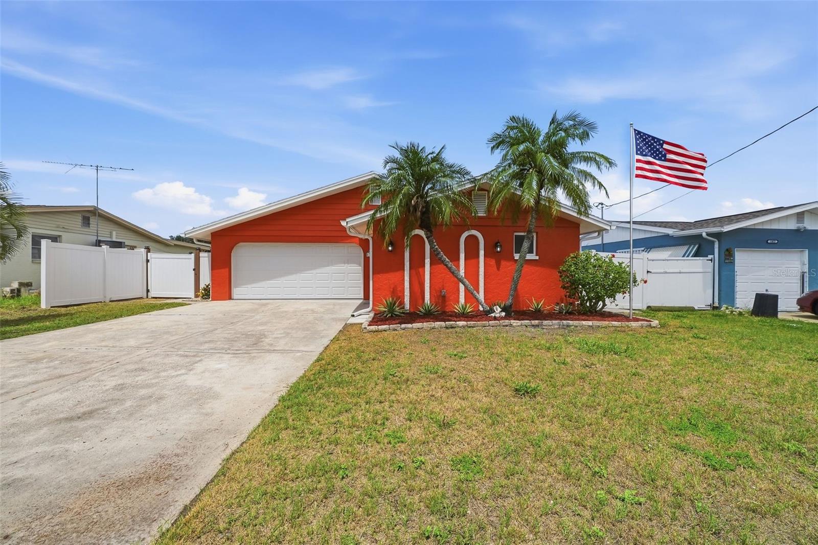 13815 Plumosa Ave Property Photo 1