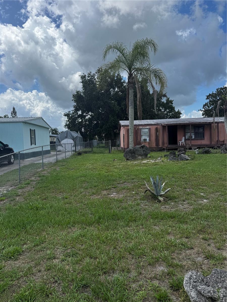 373 Ronald St Property Photo 2