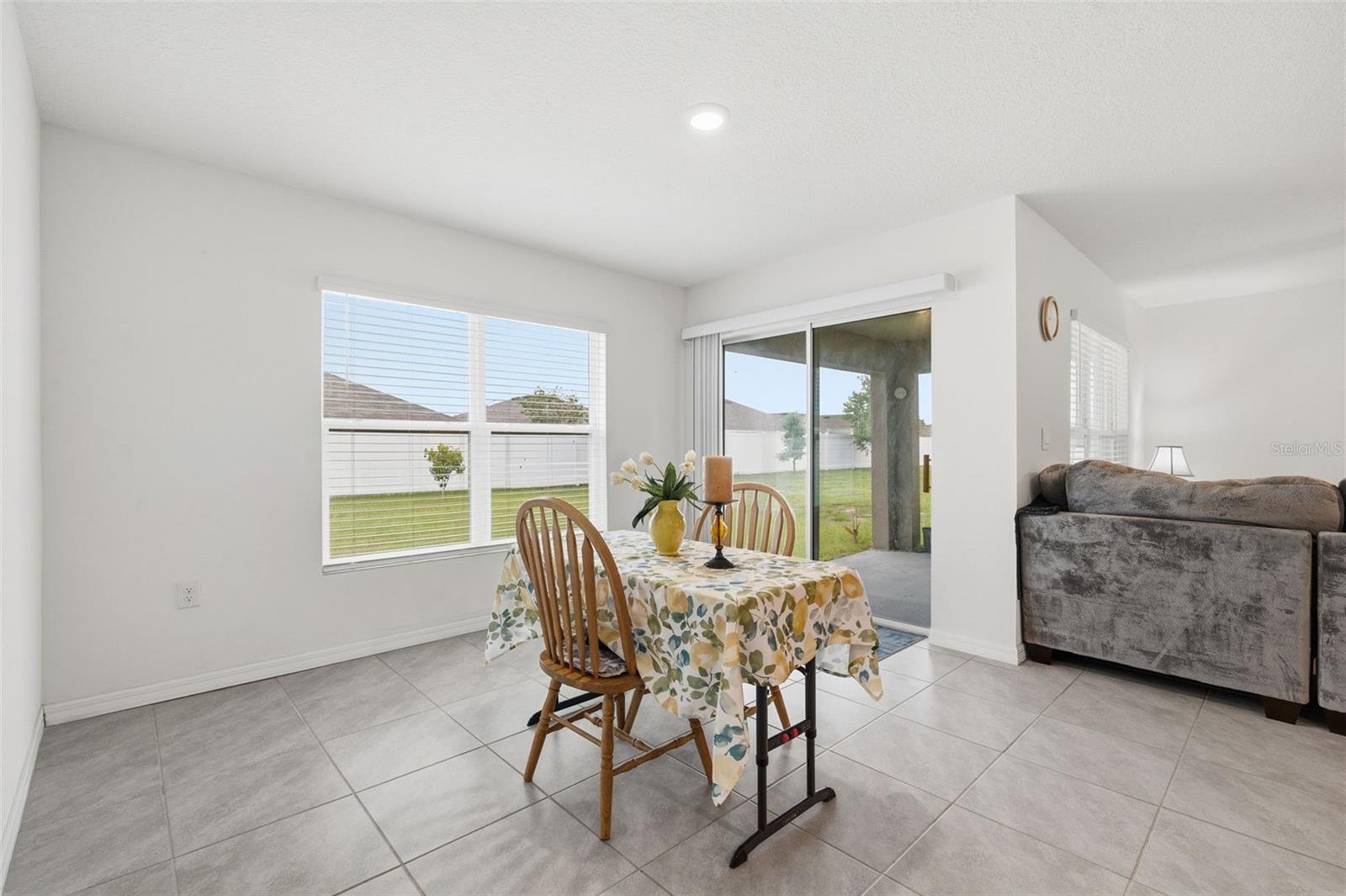 4052 Autumn Amber Dr Property Photo 23