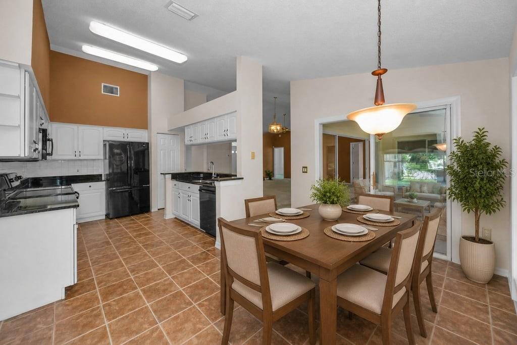 1253 Eveningside Ct Property Photo 20
