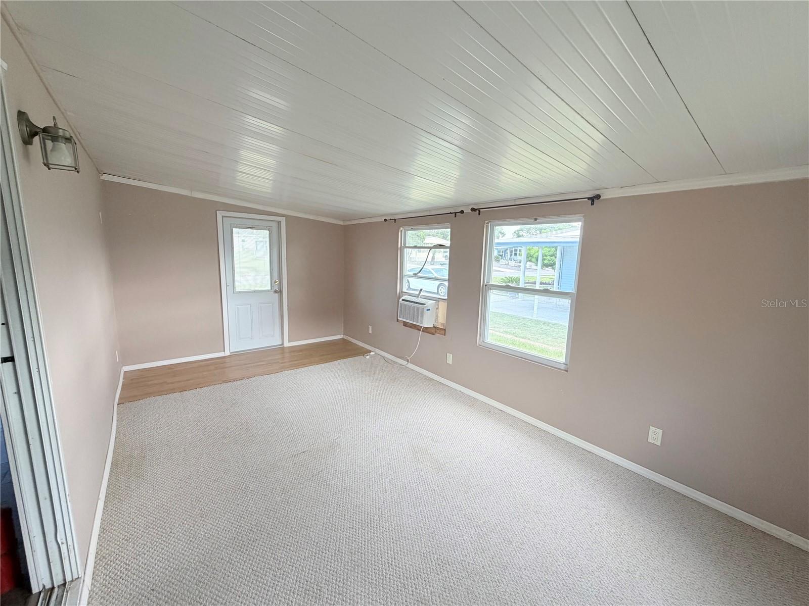 14224 Sandhurst St Property Photo 10