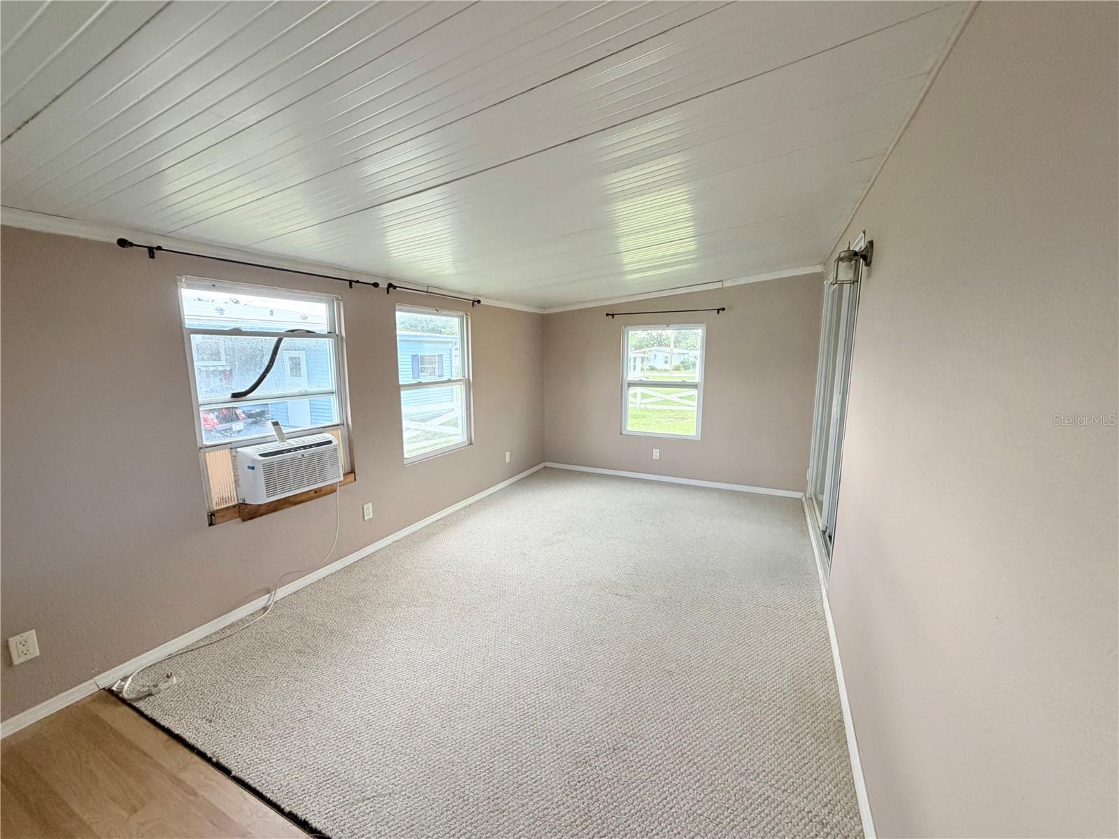 14224 Sandhurst St Property Photo 12