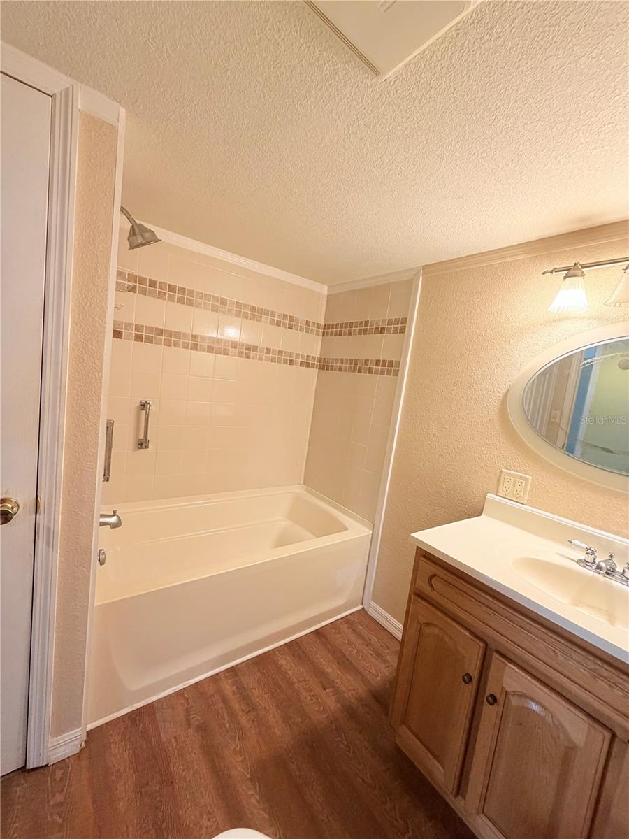 14224 Sandhurst St Property Photo 21