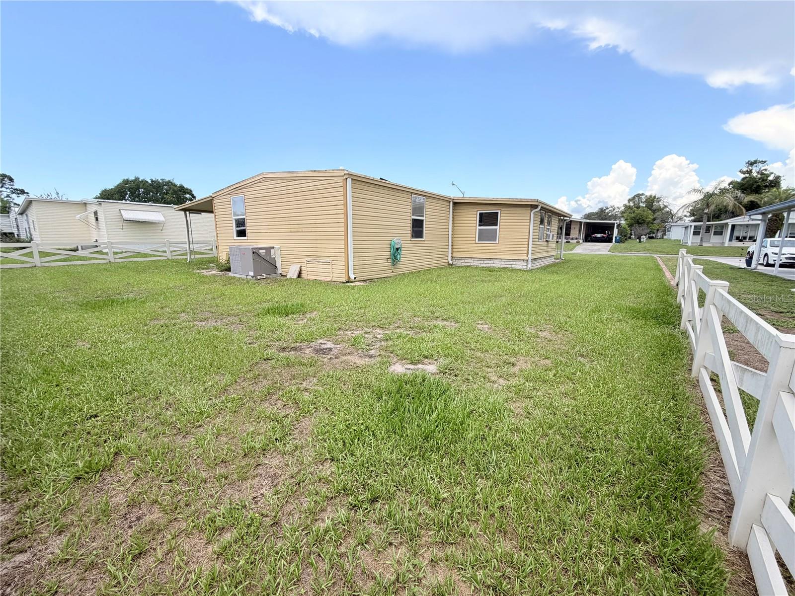 14224 Sandhurst St Property Photo 27