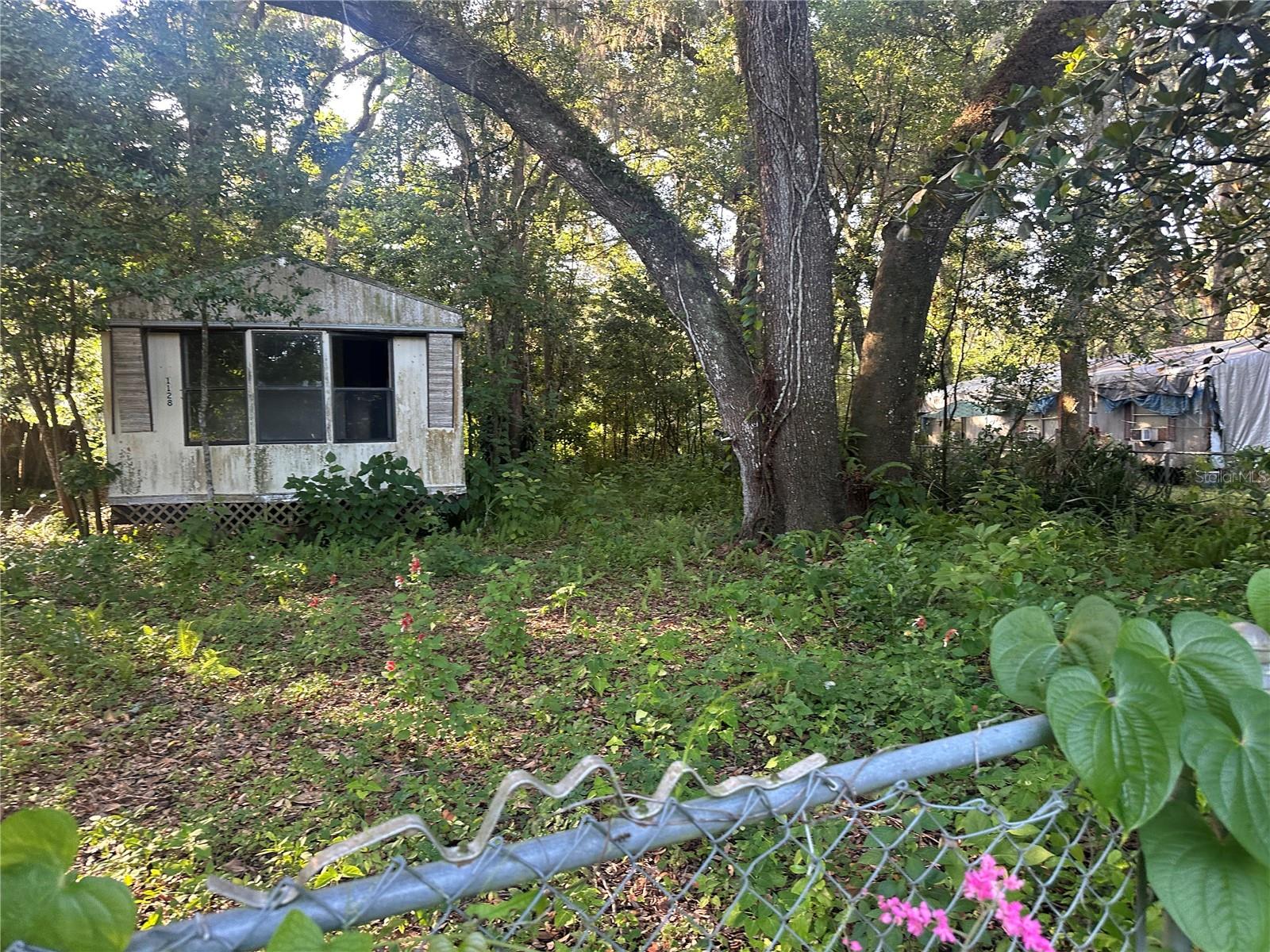 1128 N Jackson Ave S Property Photo 2