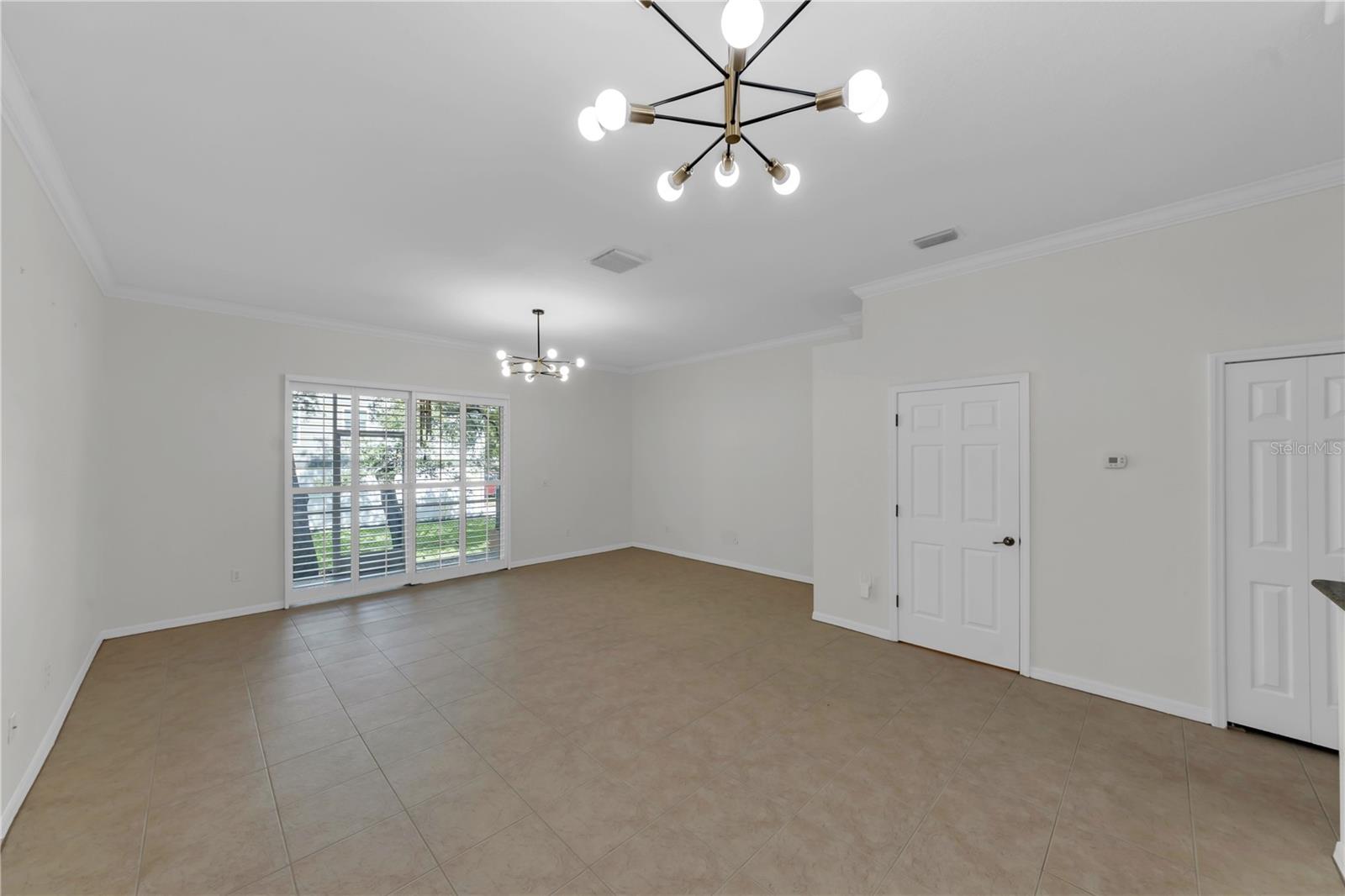 1421 Ridge Ter Property Photo 15