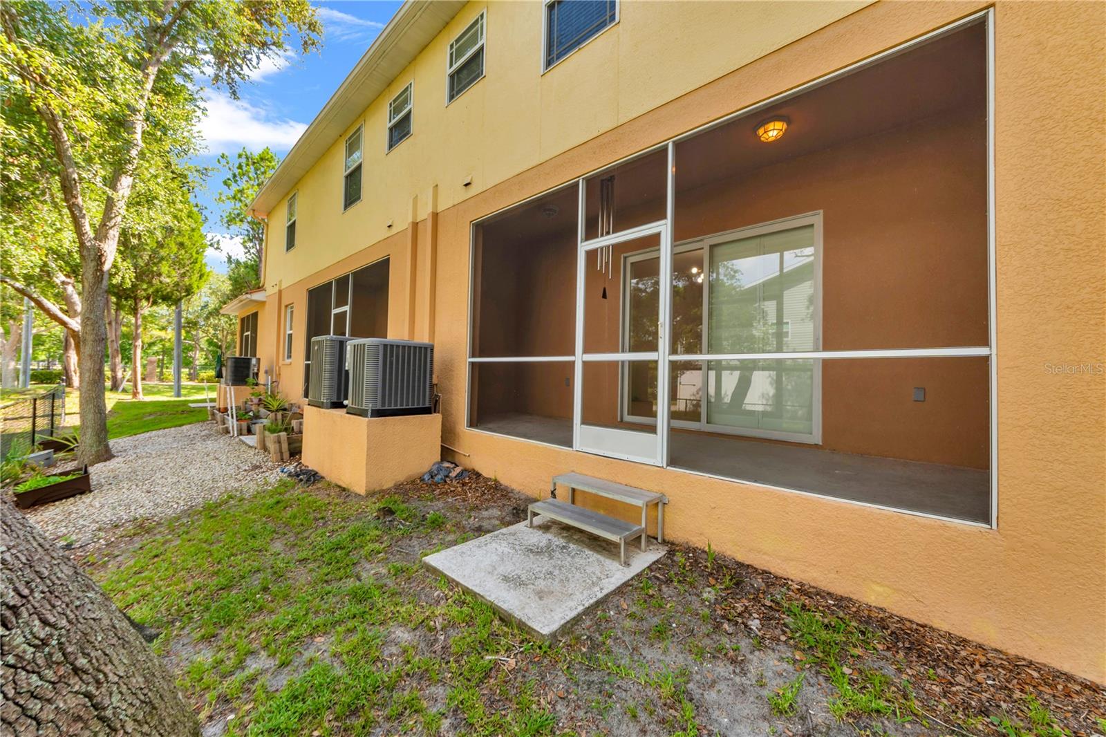 1421 Ridge Ter Property Photo 33