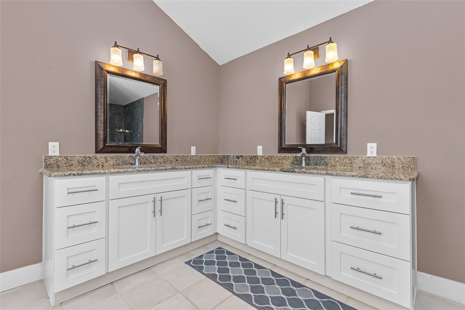 3345 Poinsettia Dr Property Photo 39