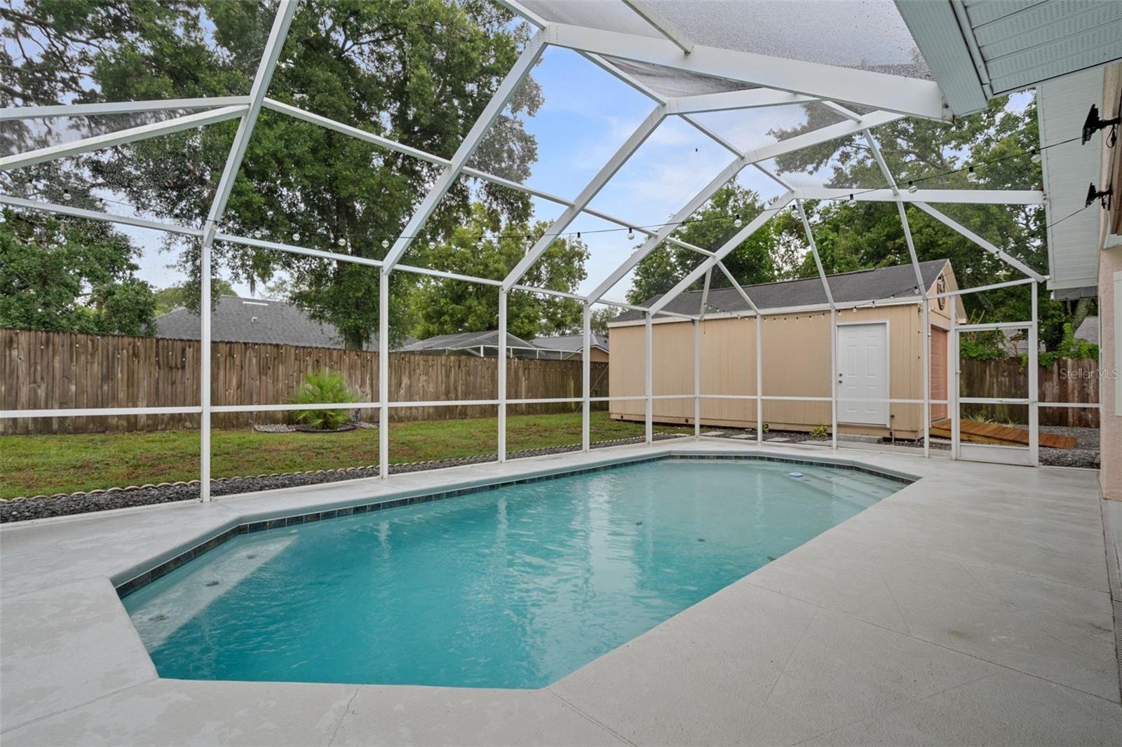2292 Waterfall Dr Property Photo 38