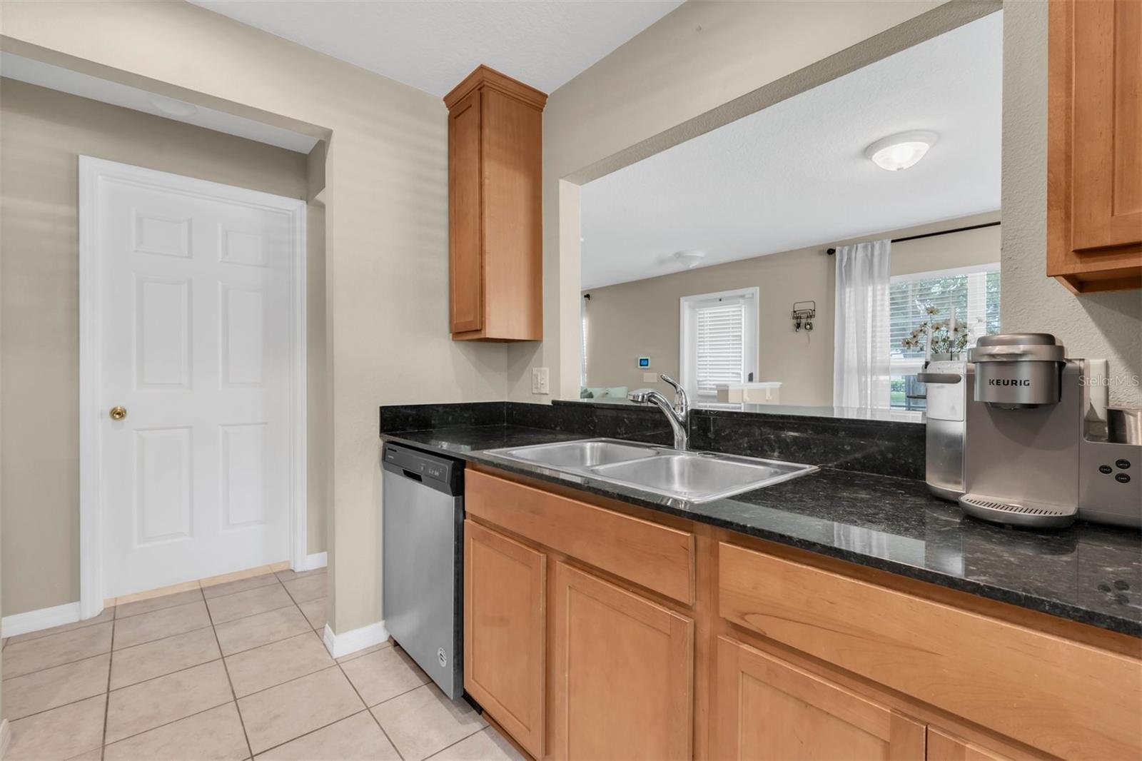 9548 Charlesberg Drive Property Photo 8