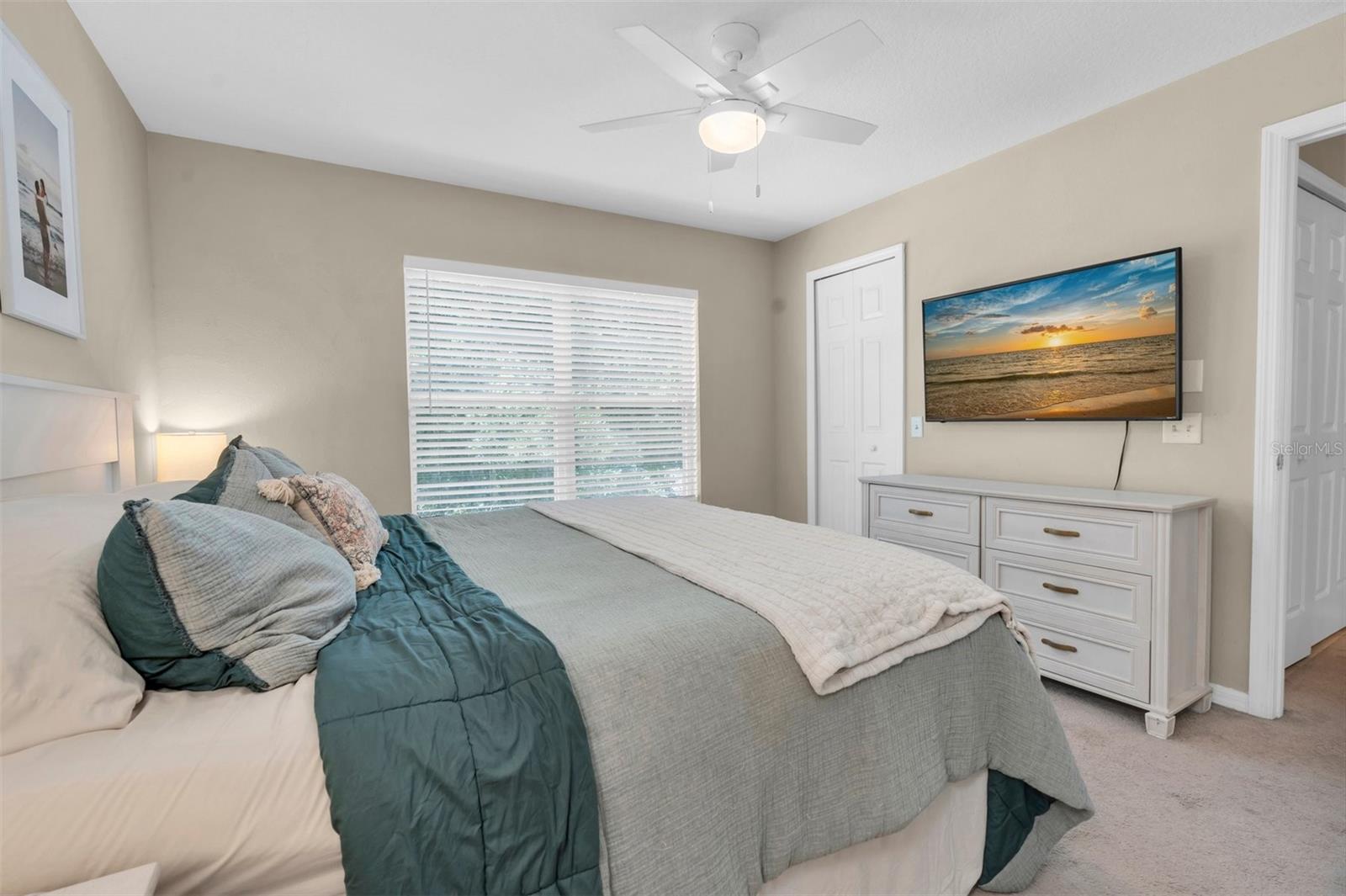 9548 Charlesberg Drive Property Photo 16