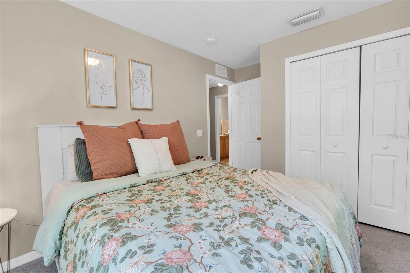 9548 Charlesberg Drive Property Photo 22