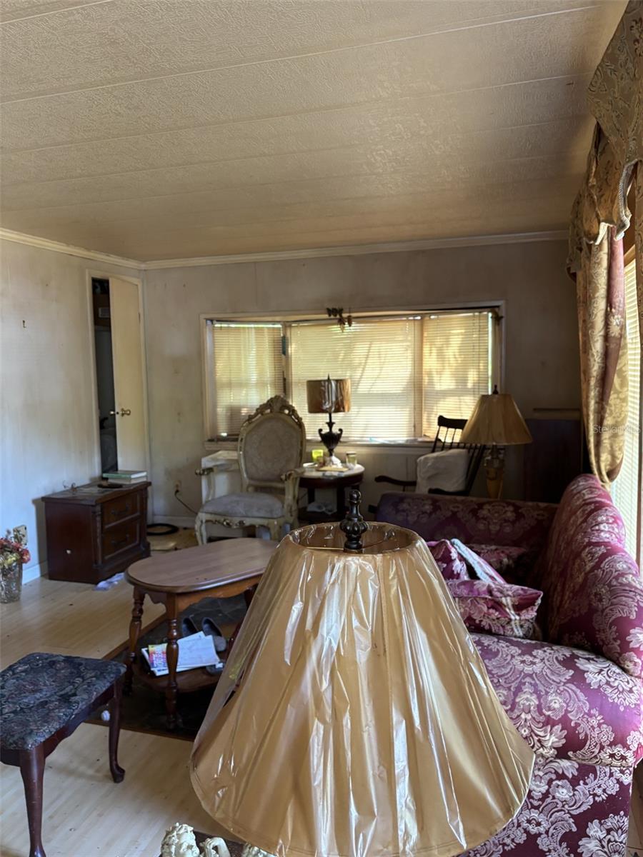12506 Walton Ave Property Photo 15