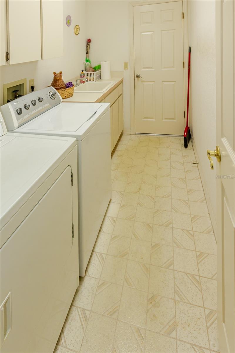 11034 Auburndale St Property Photo 35