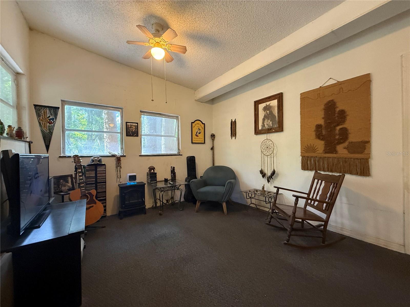 23946 Indigo Rd Property Photo 6