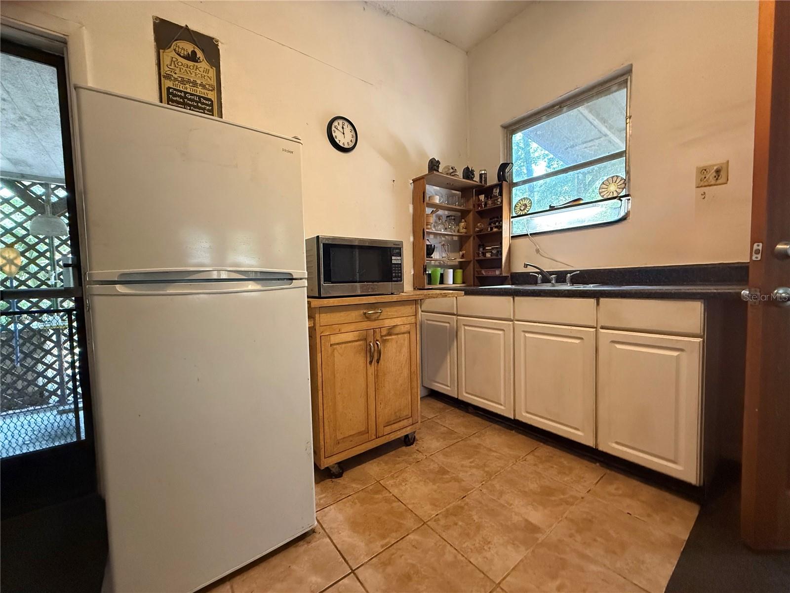23946 Indigo Rd Property Photo 9