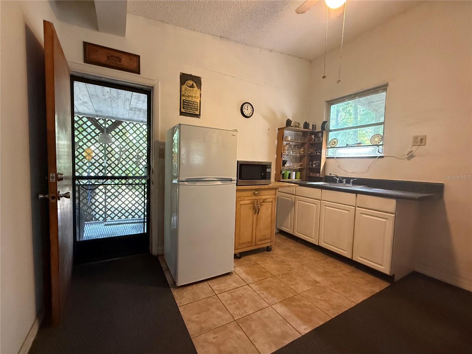 23946 Indigo Rd Property Photo 10