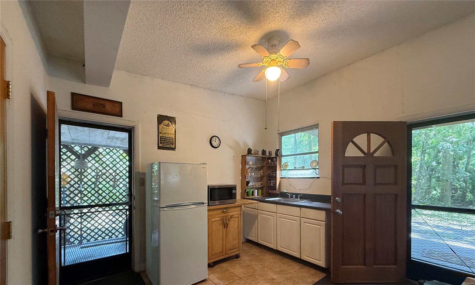 23946 Indigo Rd Property Photo 11
