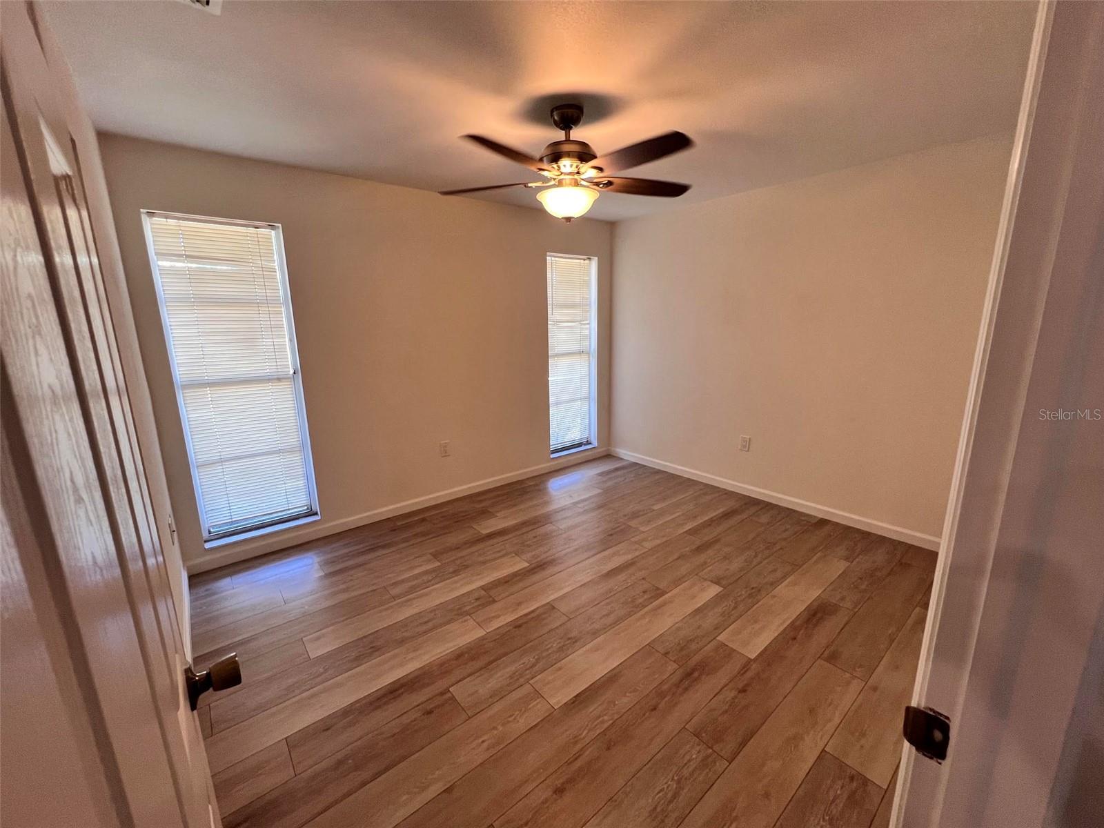 3339 Van Nuys Loop Property Photo 9
