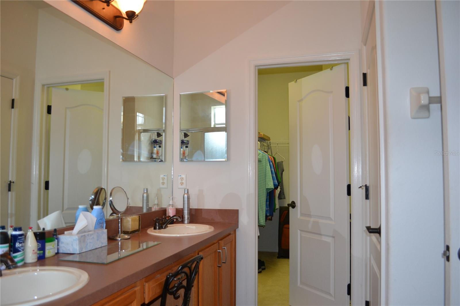 659 Winthrop Dr Property Photo 28