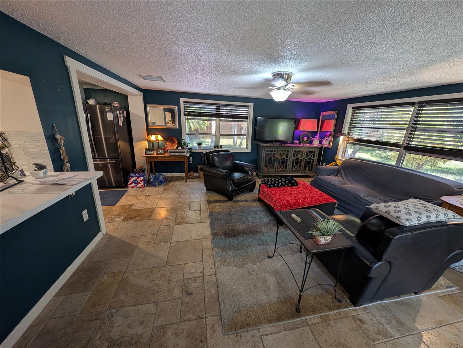 3849 Edgemont Dr Property Photo 21