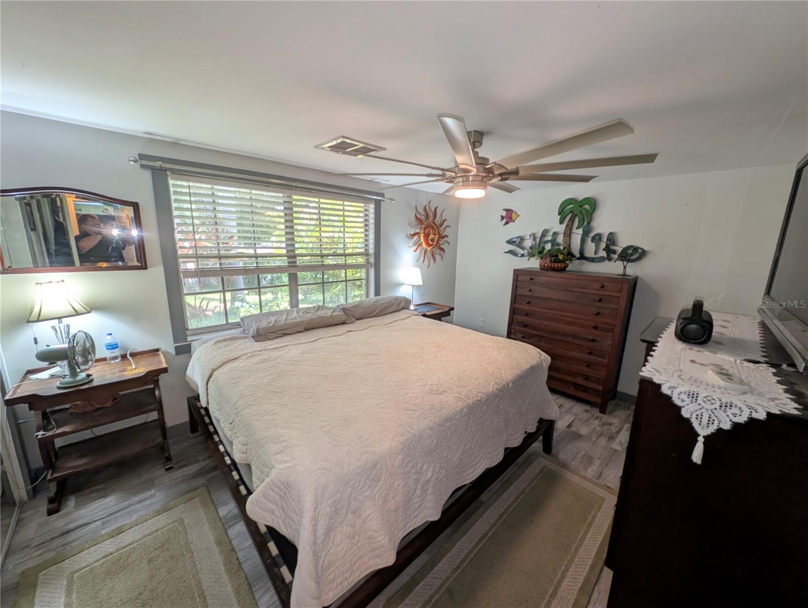 3849 Edgemont Dr Property Photo 25
