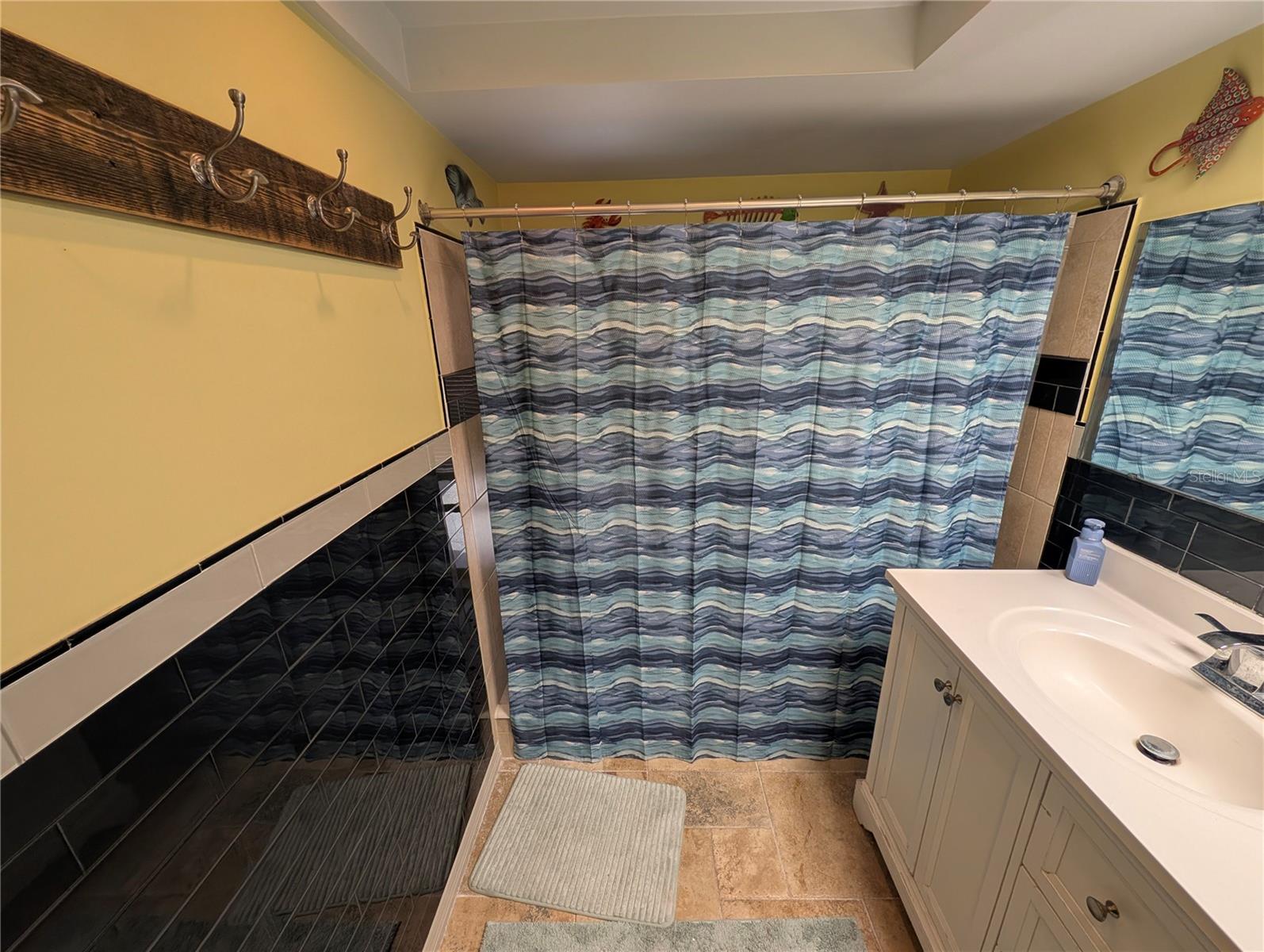 3849 Edgemont Dr Property Photo 26