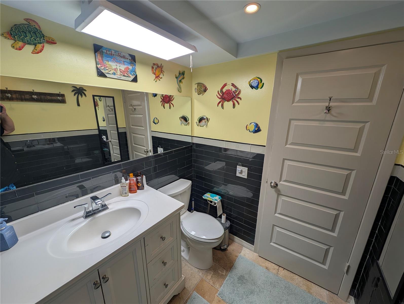 3849 Edgemont Dr Property Photo 27