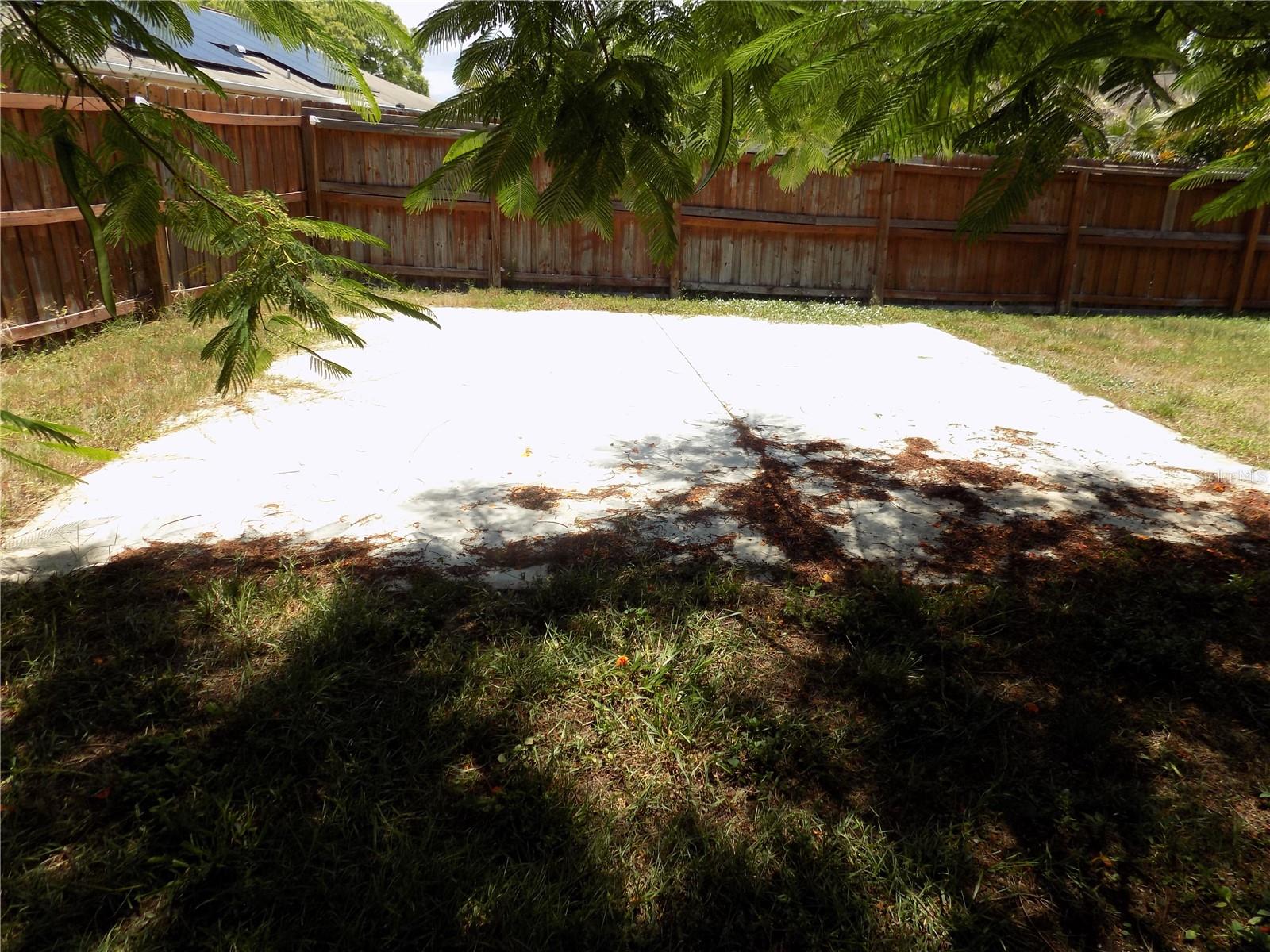 3849 Edgemont Dr Property Photo 40