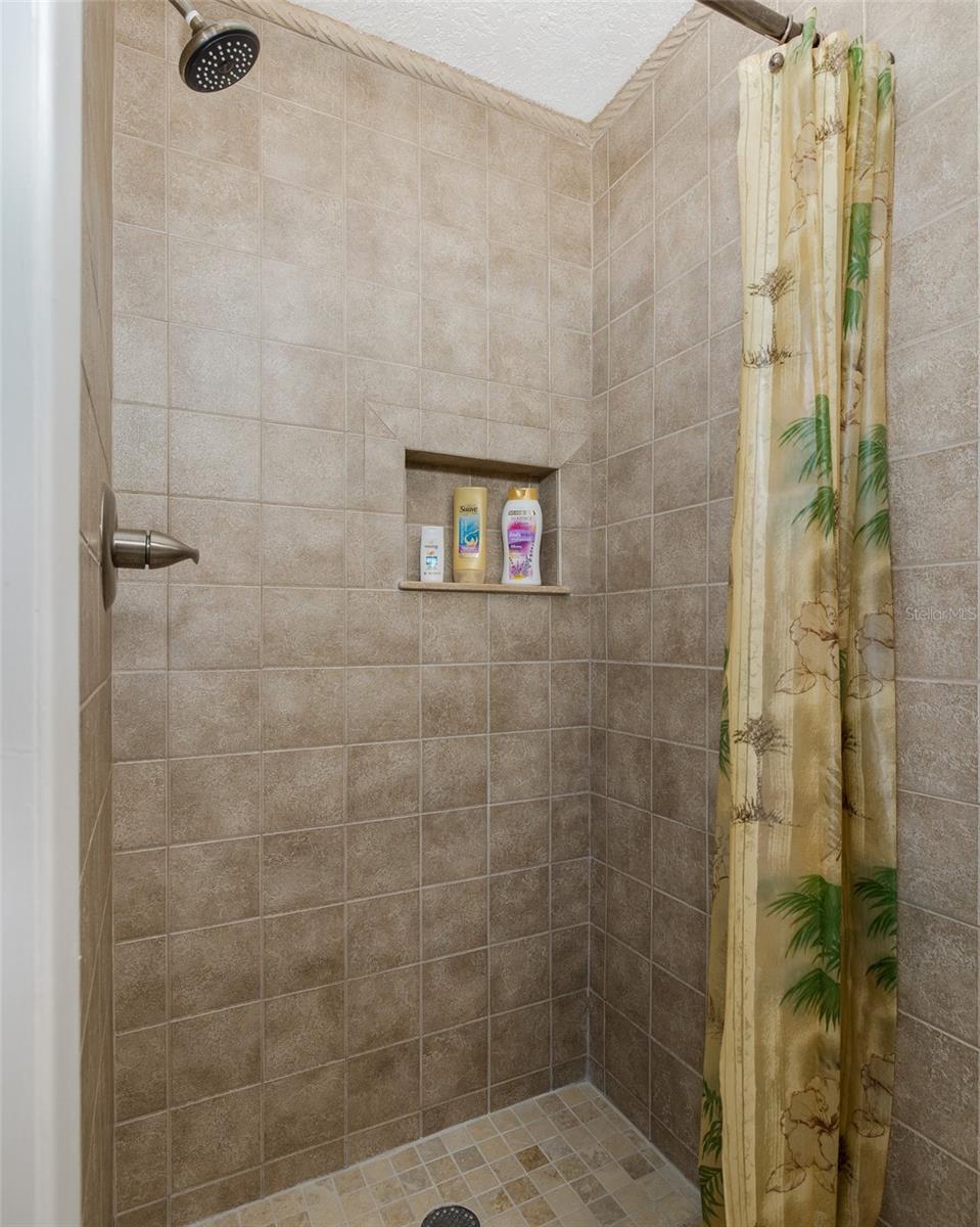 3318 Pineview Dr Property Photo 35