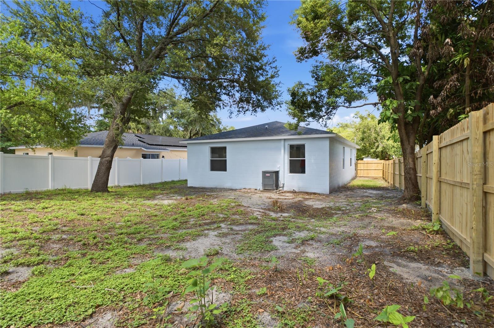 6812 Lyman Ave Property Photo 23