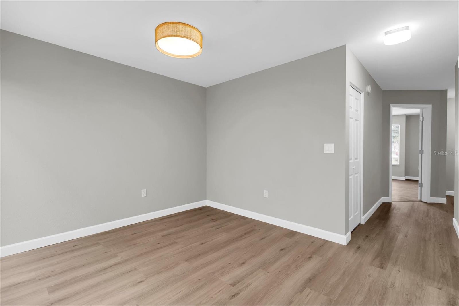 11337 Versailles Ln Property Photo 14