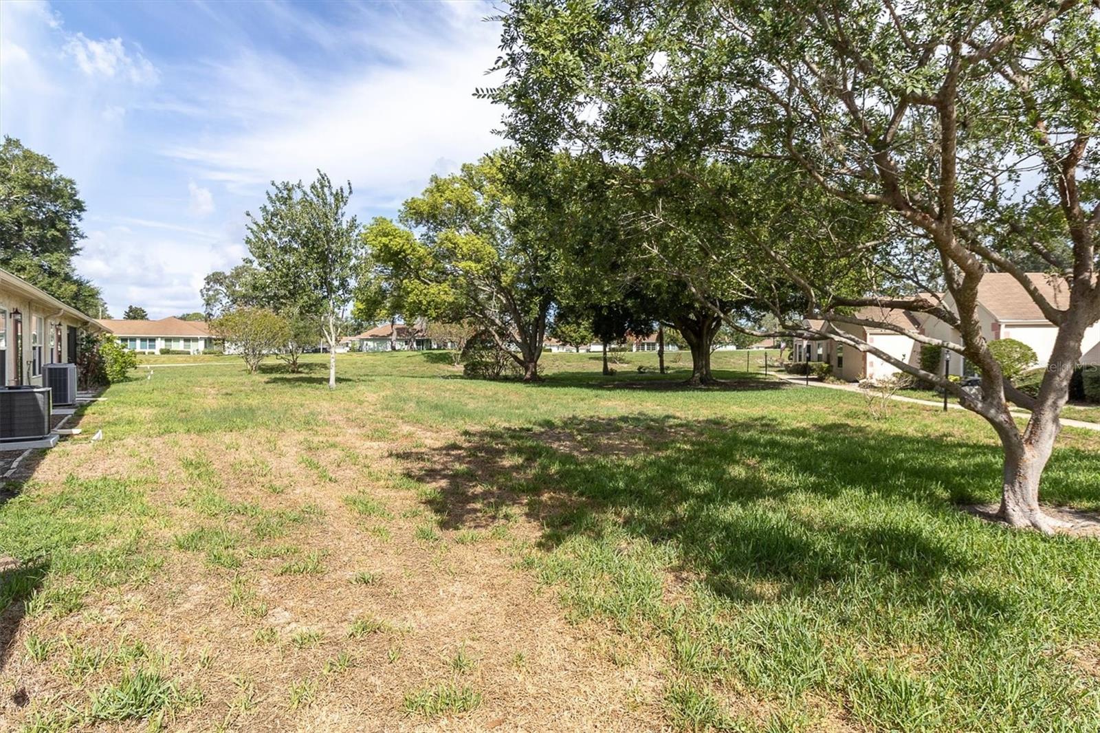 11337 Versailles Ln Property Photo 36