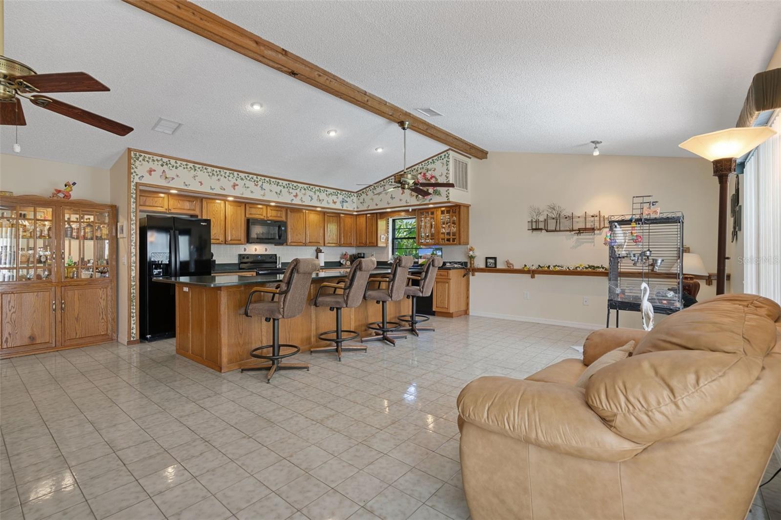15602 Century Dr Property Photo 21