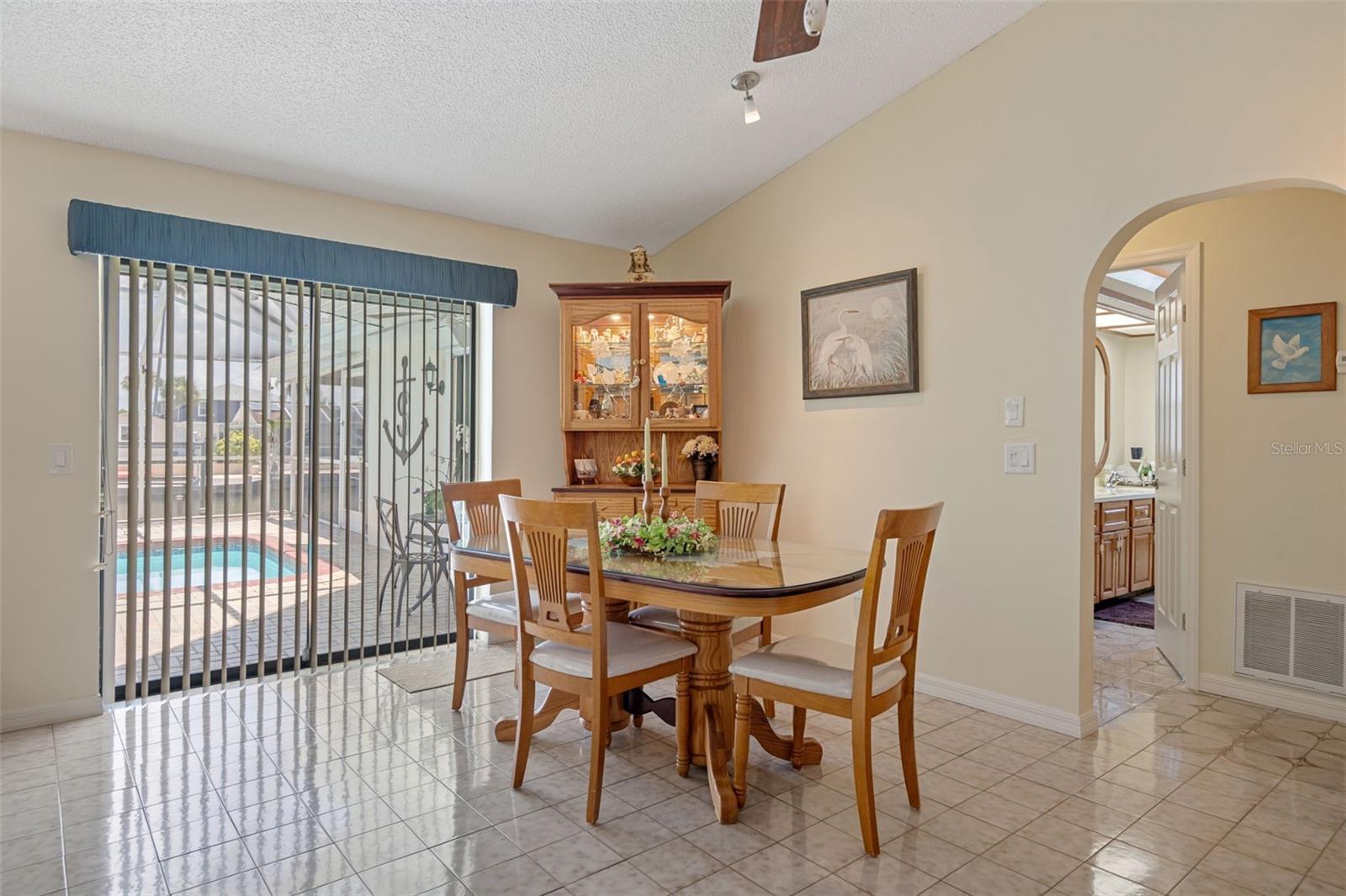 15602 Century Dr Property Photo 22