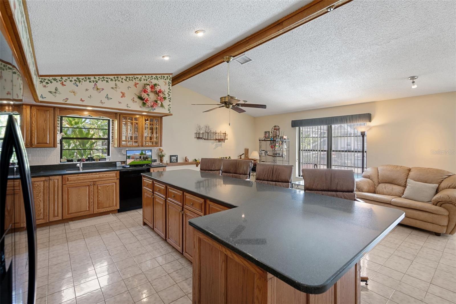 15602 Century Dr Property Photo 26