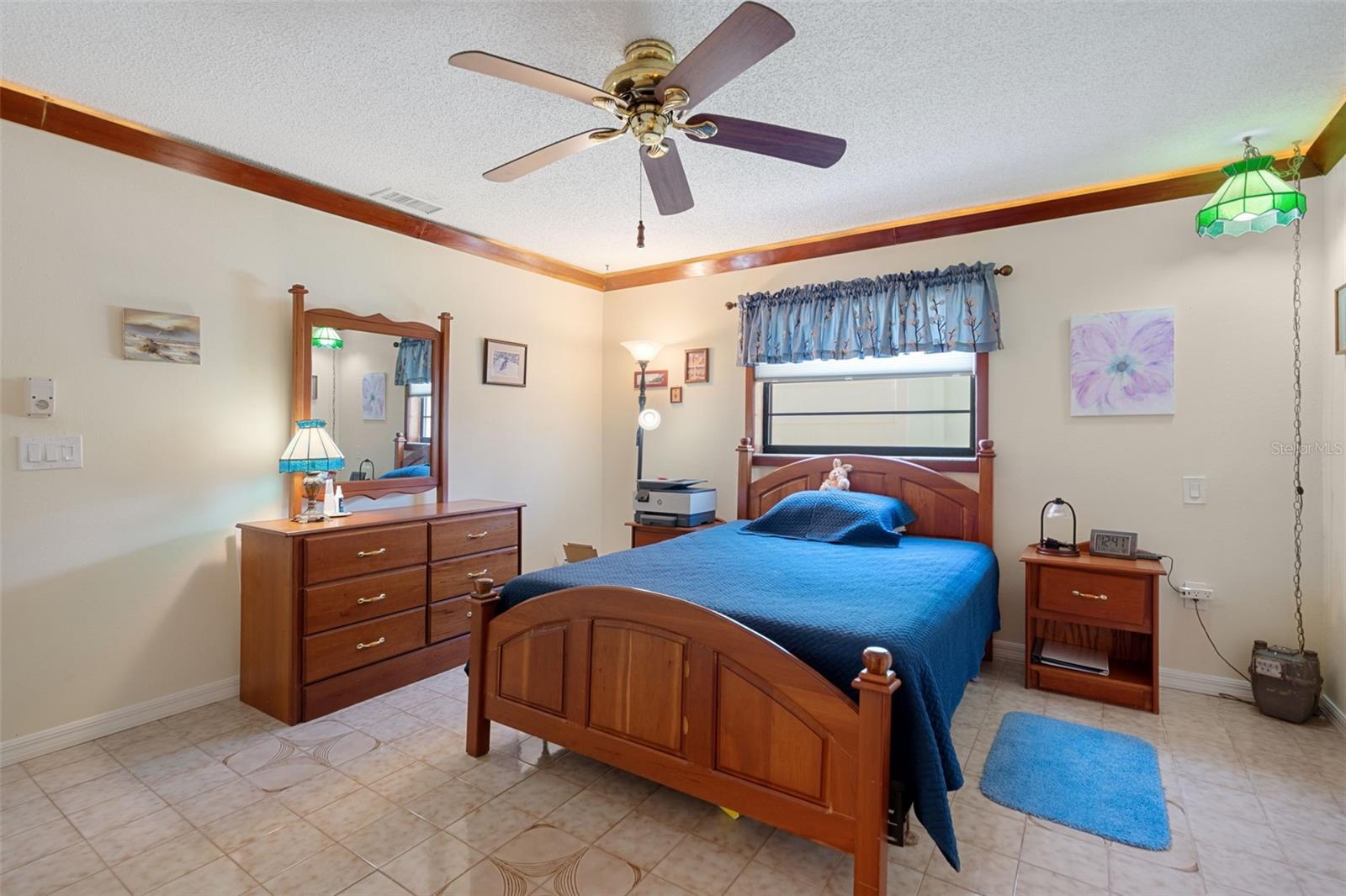 15602 Century Dr Property Photo 37