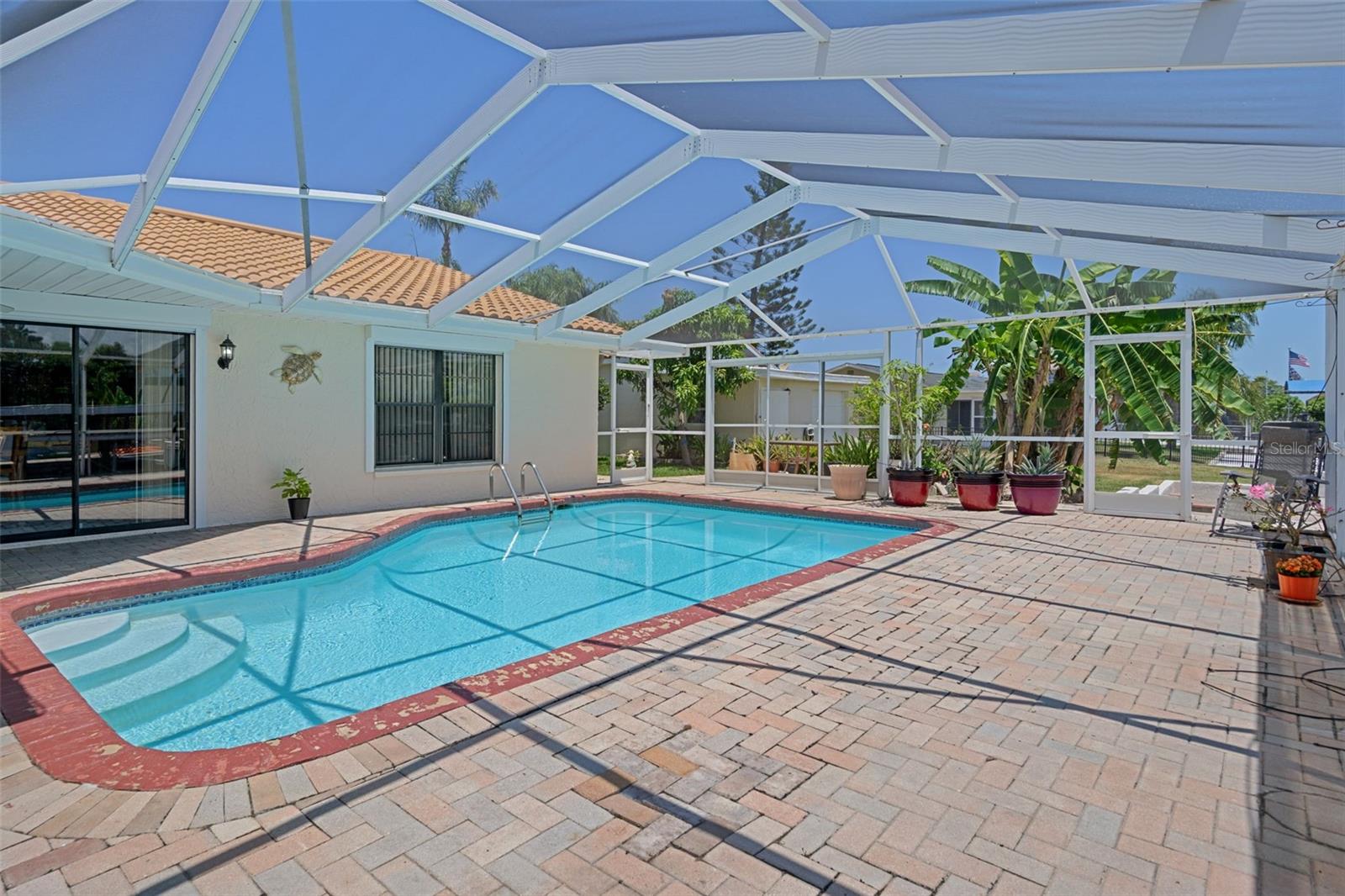 15602 Century Dr Property Photo 42