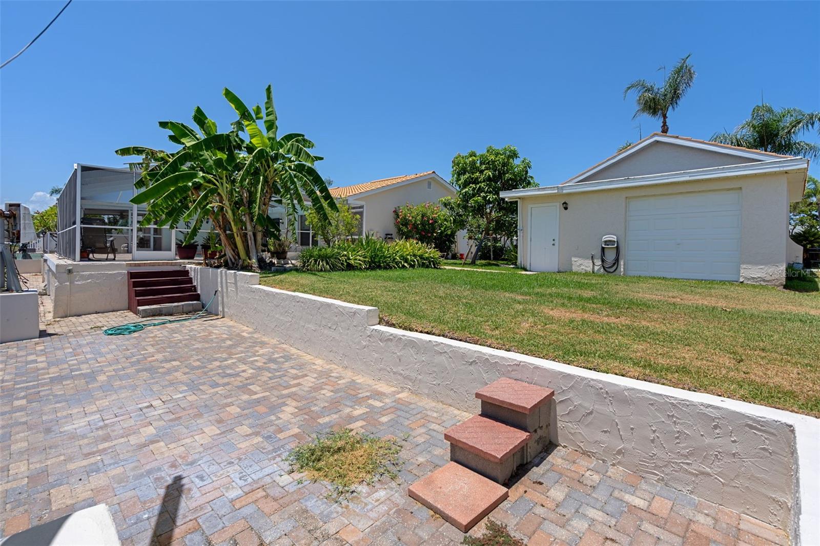 15602 Century Dr Property Photo 48