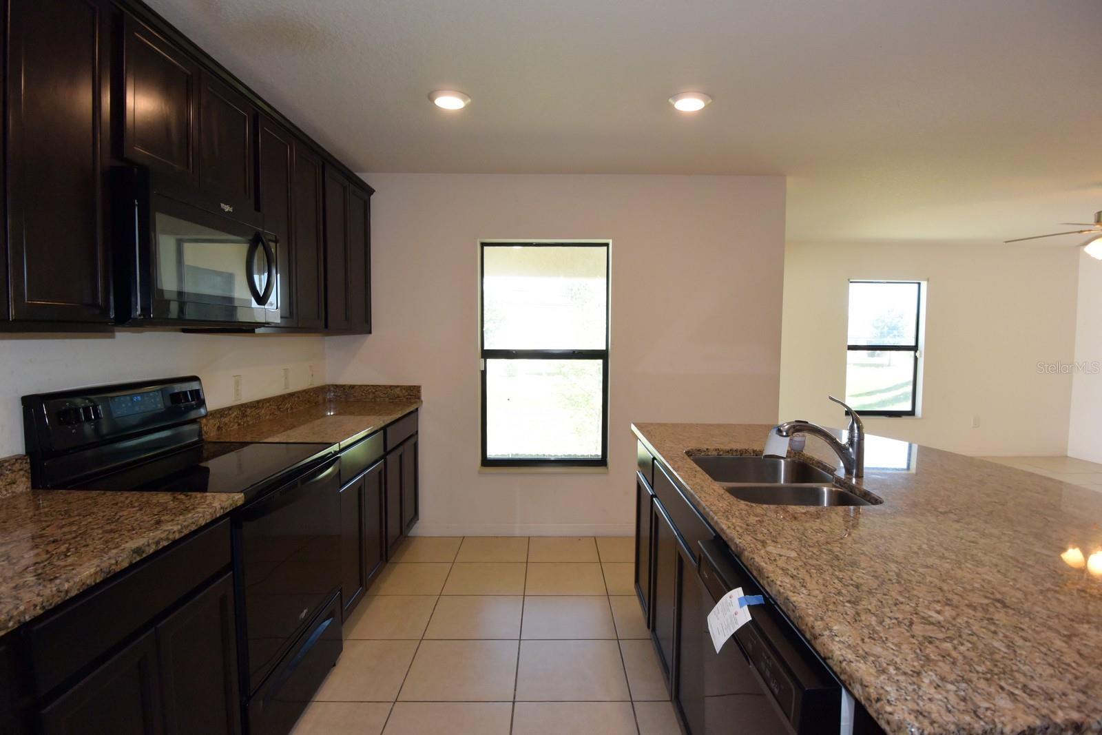 6936 Crested Orchid Dr Property Photo 14