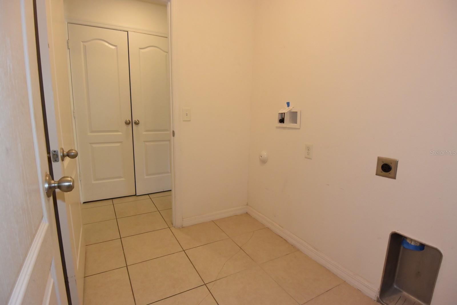6936 Crested Orchid Dr Property Photo 26