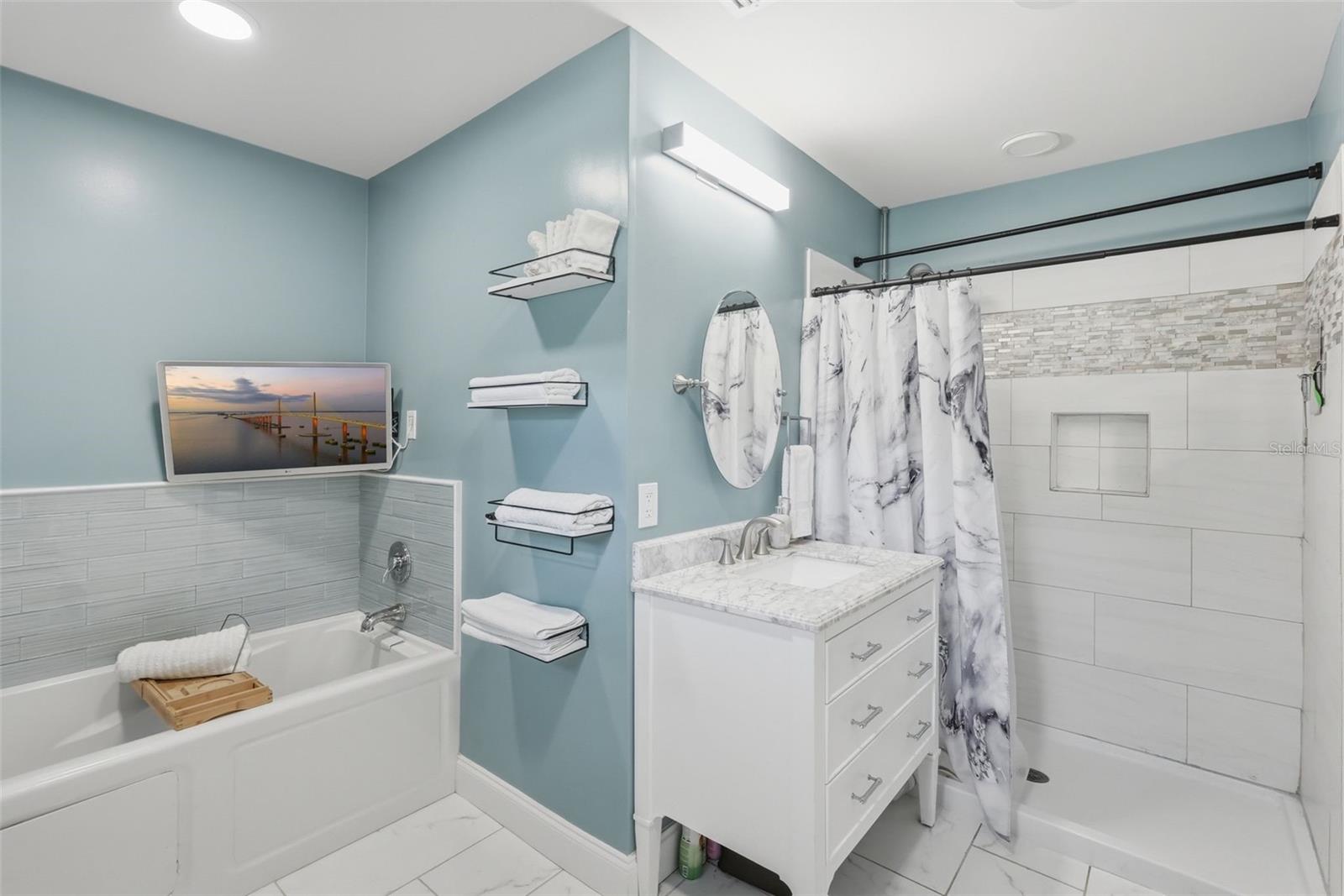 16700 Auburndale Ln Property Photo 22