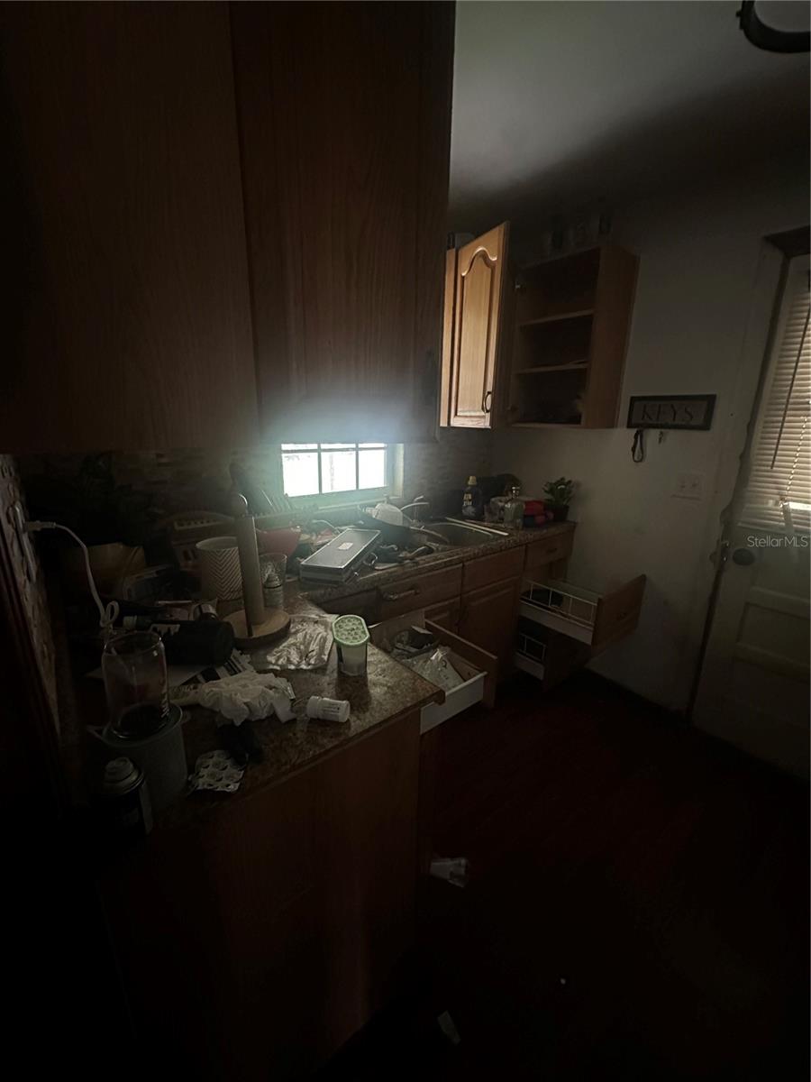 237 Broad St Property Photo 14