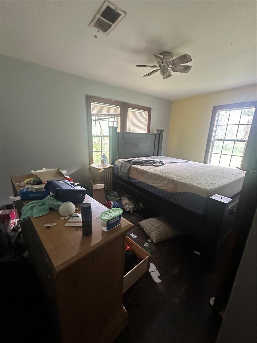 237 Broad St Property Photo 15