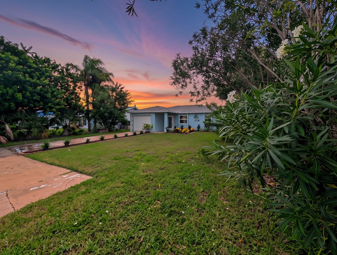 6432 Boatyard Dr Property Photo 3