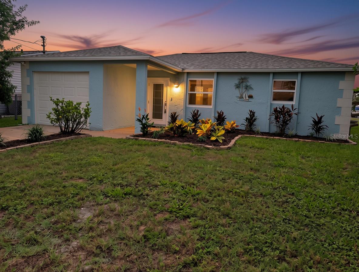6432 Boatyard Dr Property Photo 4
